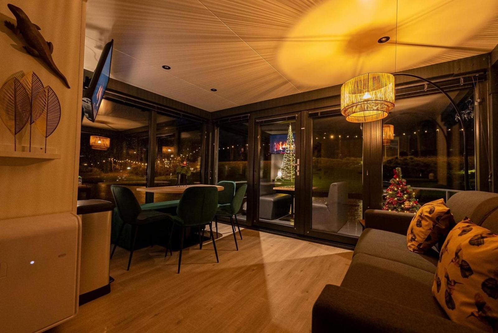 Houseboat Marina Mookerplas 4-6 Persons Plasmolen Ngoại thất bức ảnh