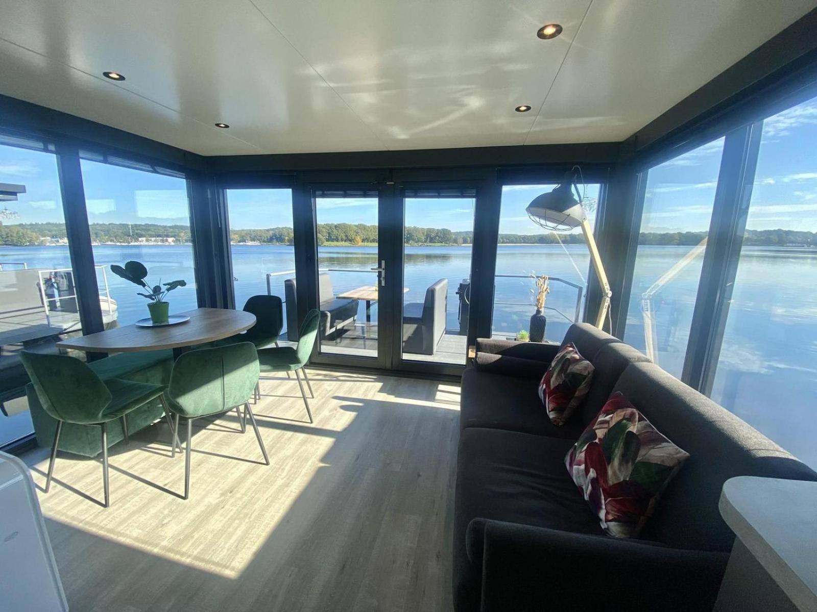Houseboat Marina Mookerplas 4-6 Persons Plasmolen Ngoại thất bức ảnh
