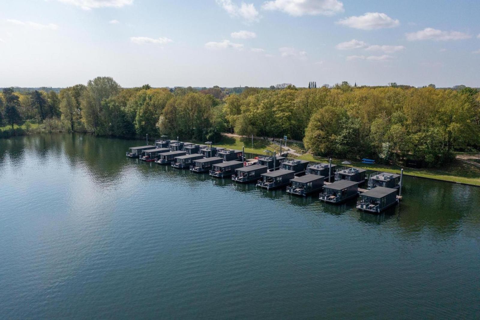 Houseboat Marina Mookerplas 4-6 Persons Plasmolen Ngoại thất bức ảnh