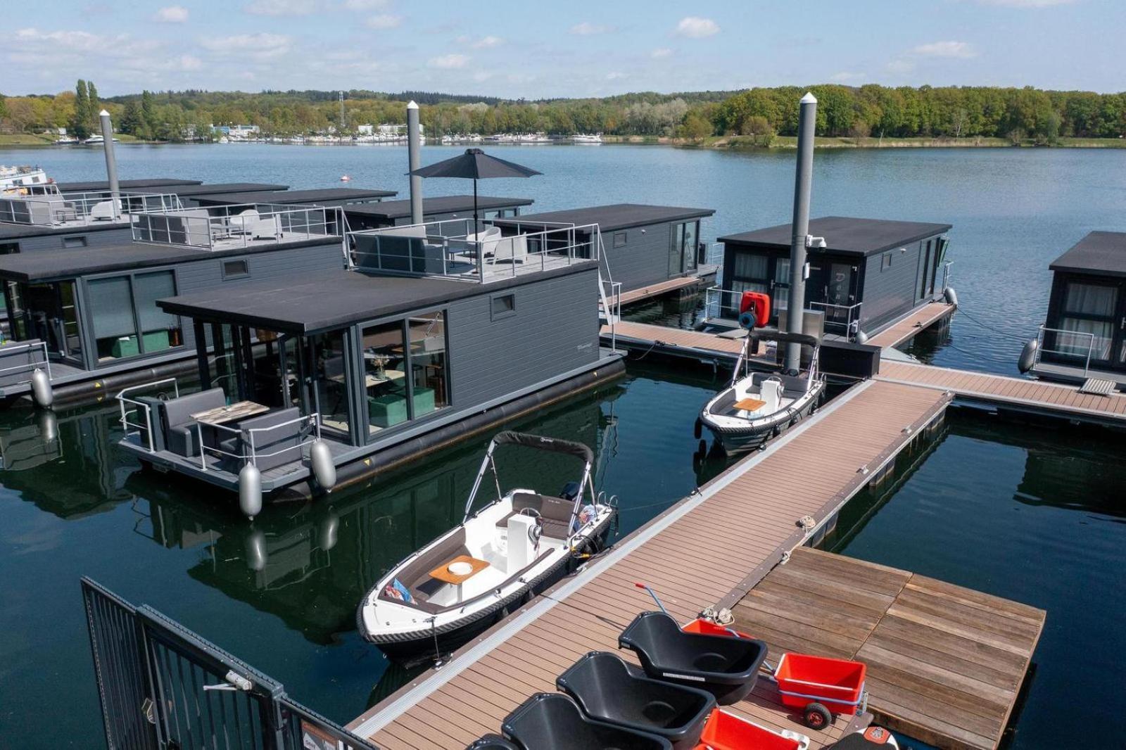 Houseboat Marina Mookerplas 4-6 Persons Plasmolen Ngoại thất bức ảnh